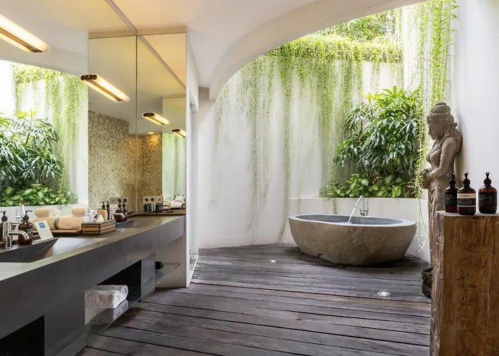 Toraja A Hidden Luxury Retreat In The チャングー